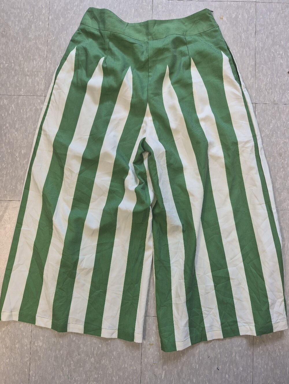 Stylewe Green and White Vertical Stripe Wide-Leg Pants